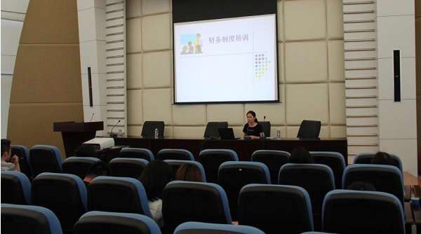 AG�콢�����ž�����Ա����ְ��ѵ�˶� 