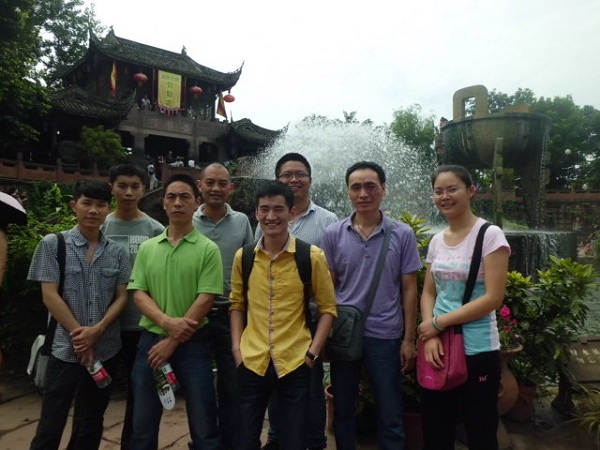 AG�콢���ɶ������Ͼ���6��Ա���������˶�